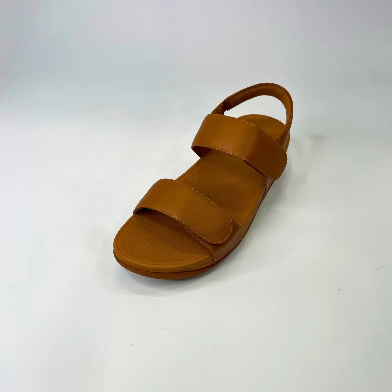 Fitflop LULU ADJUSTABLE LEATHER BACK-STRAP tan sandal