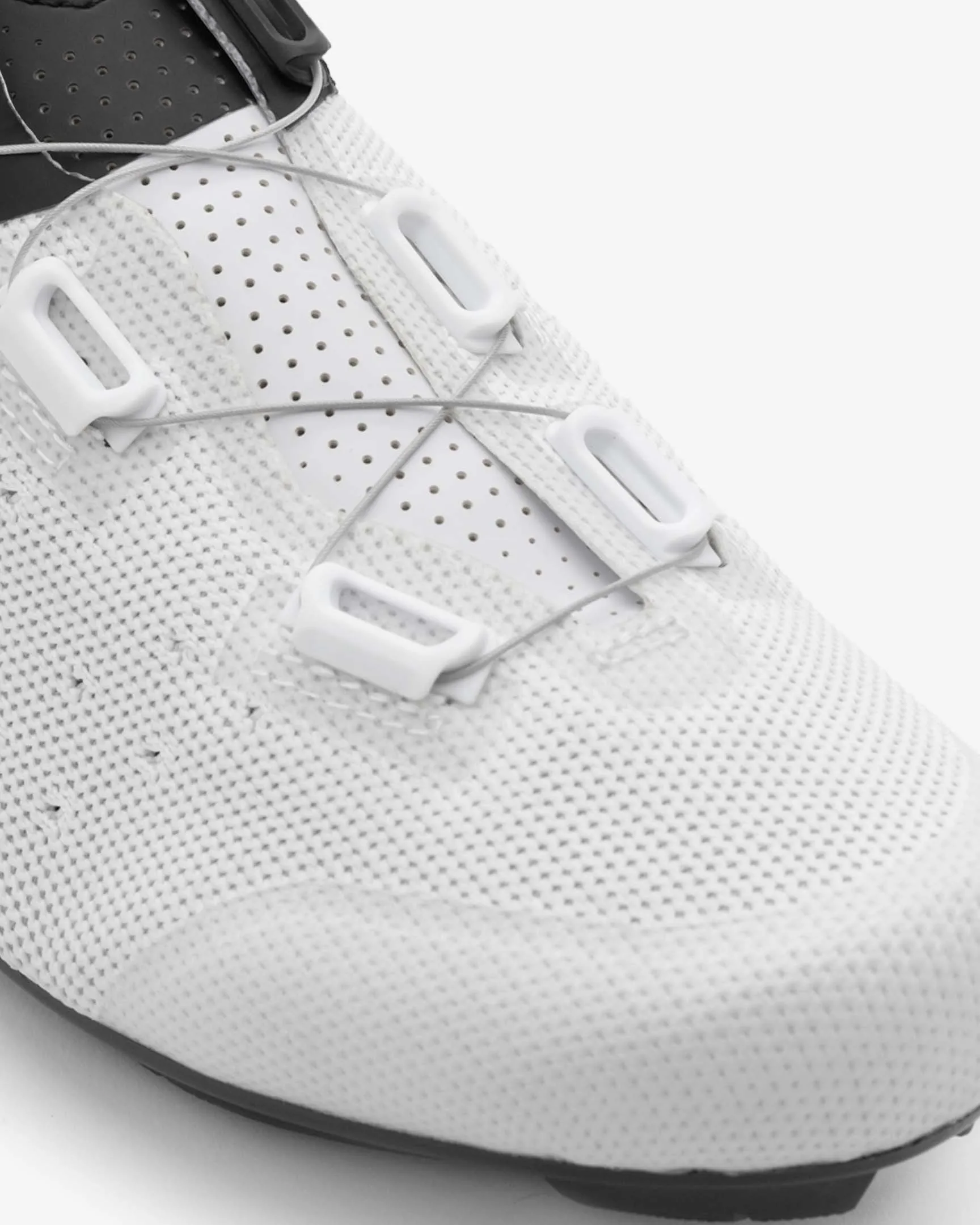 Pista Aria Elite - white/black