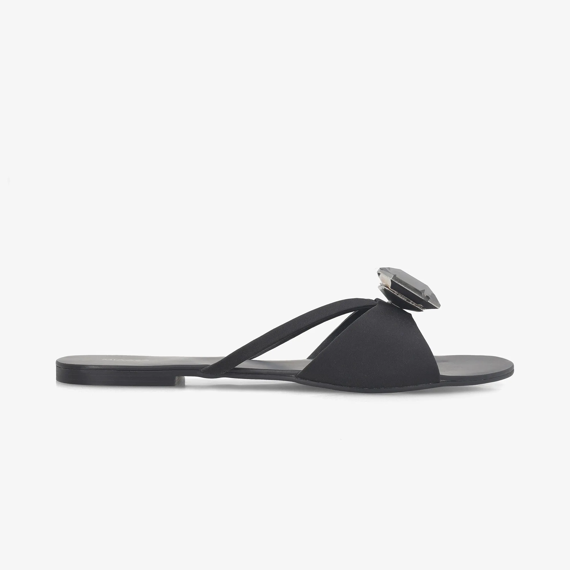 Wardrobe Essential '24 - Leah